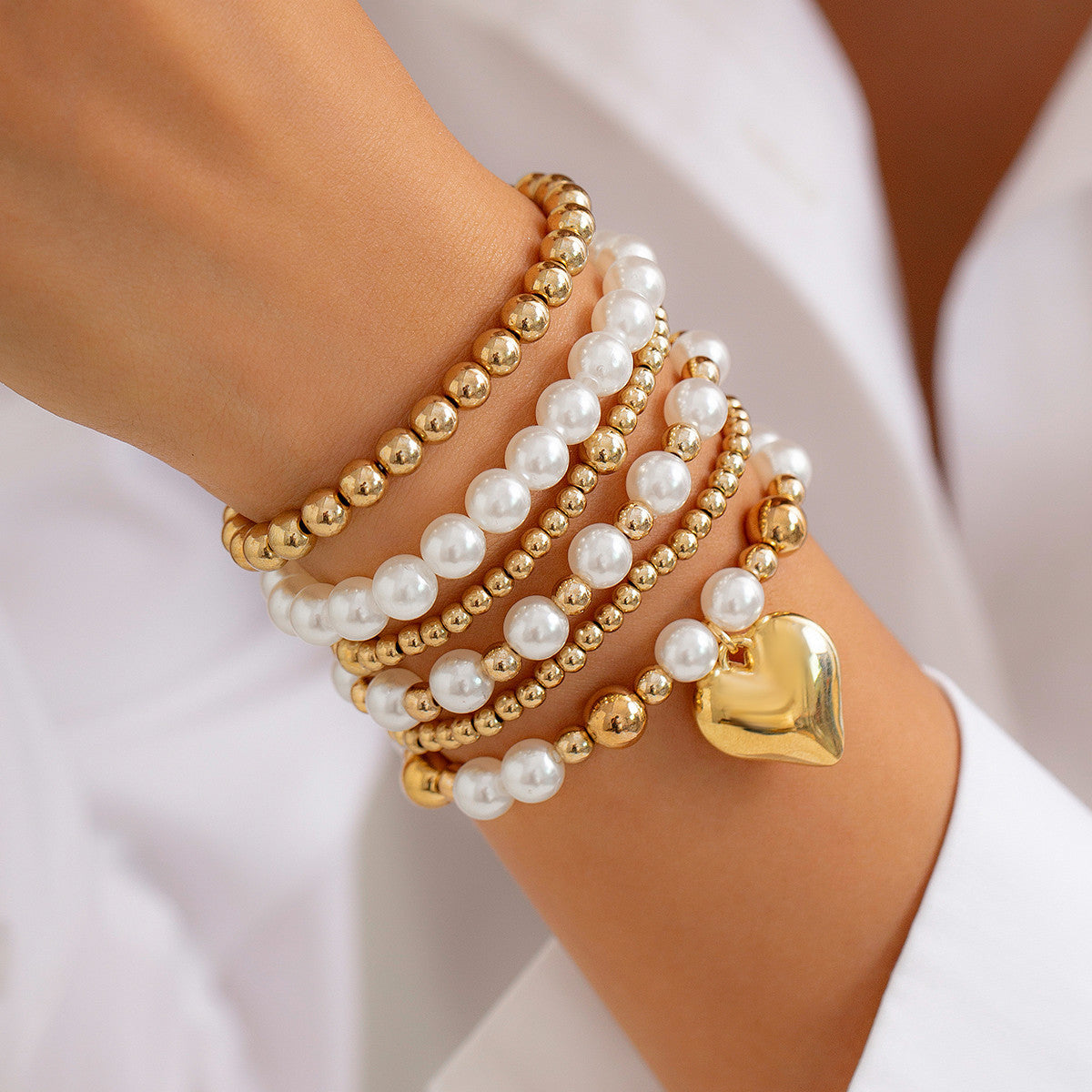 Fashion Pearl Heart Bracelet
