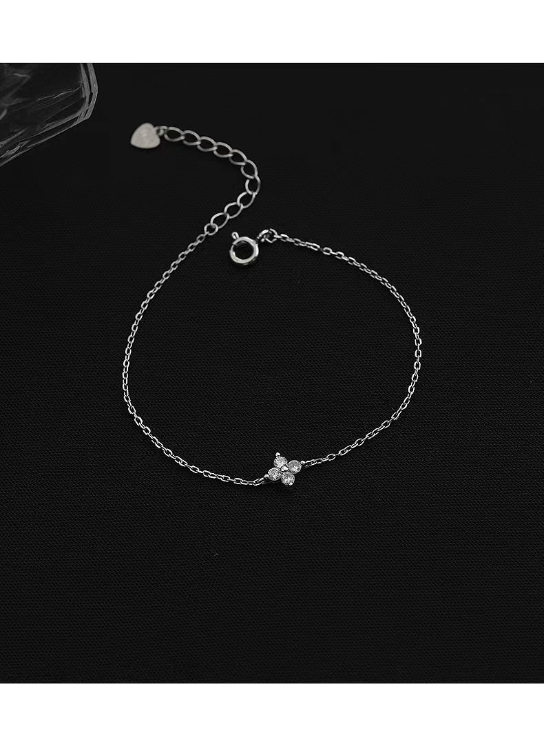 Lucky Four-leaf Clover Zircon Bracelet