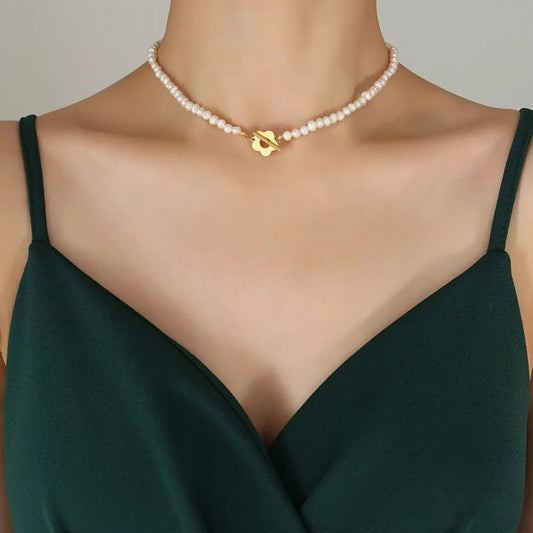 Elegant Freshwater Pearl Flower Necklace