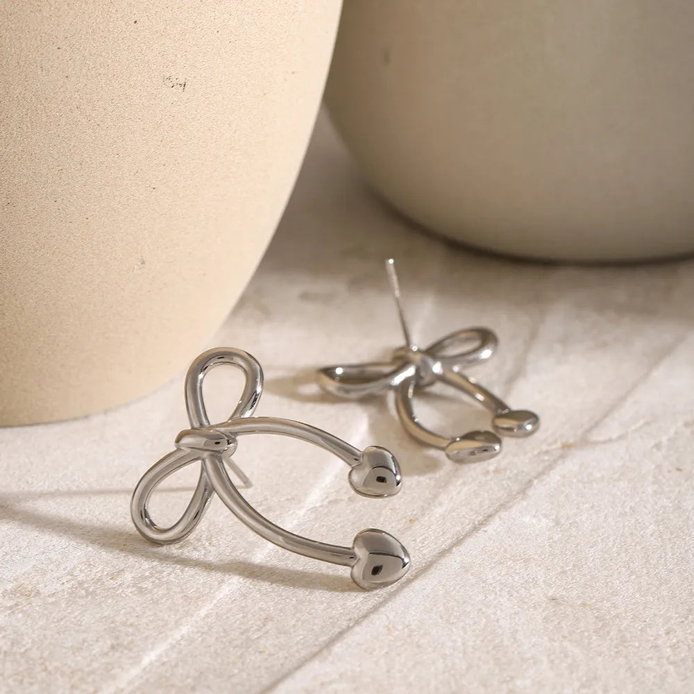 Leisure - style Acrylic Bow Earrings