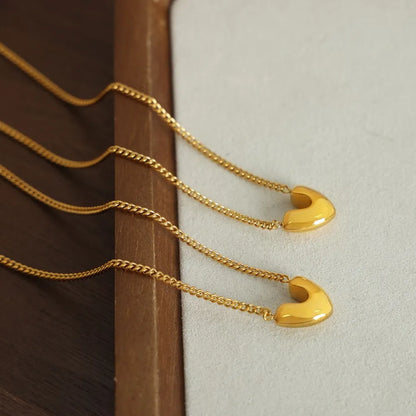 Elegant Heart-Shaped Pendant Necklace