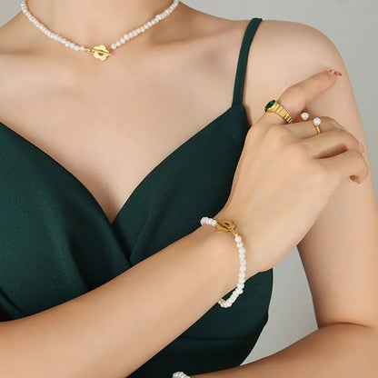 Elegant Freshwater Pearl Flower Necklace